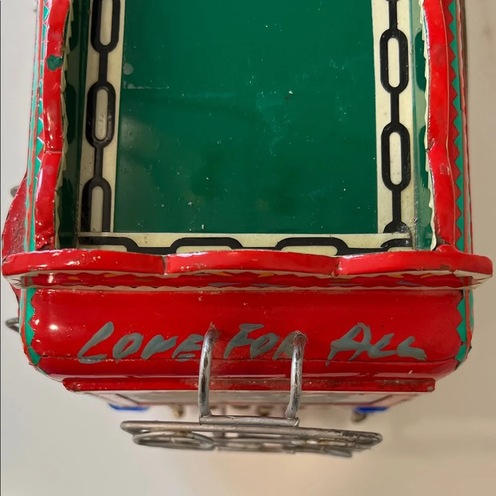 Hand-Painted wooden Decorative Pakistani Truck - Picture 8 of 9